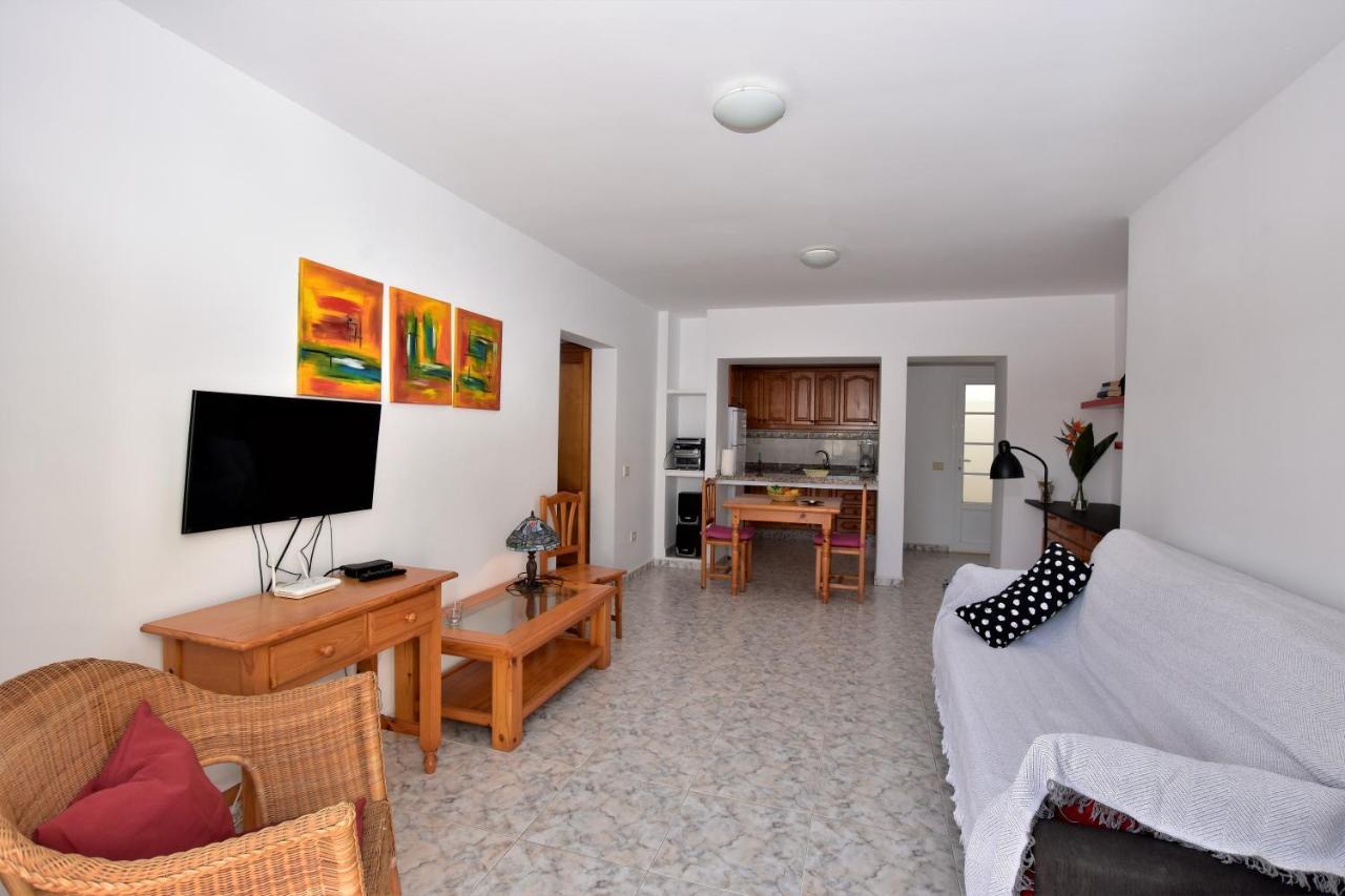 Marysol 1 Apartment With Terrace Close To The Sea Punta Mujeres ภายนอก รูปภาพ